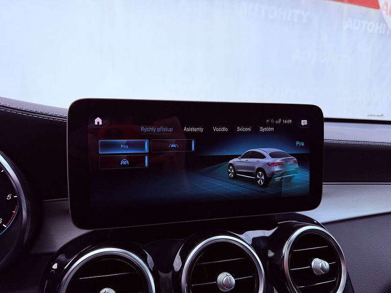Mercedes-Benz GLC 300d 4Matic Coupe, ČR, Distron - fotka 25 z 36