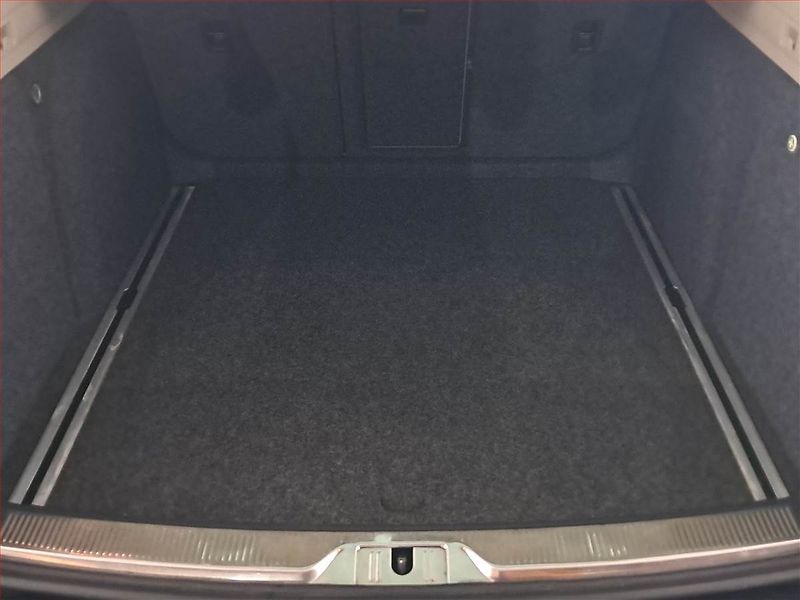 Škoda Superb (2012) 2.0 TDI, 4X4, Automat, Navi - fotka 14 z 19