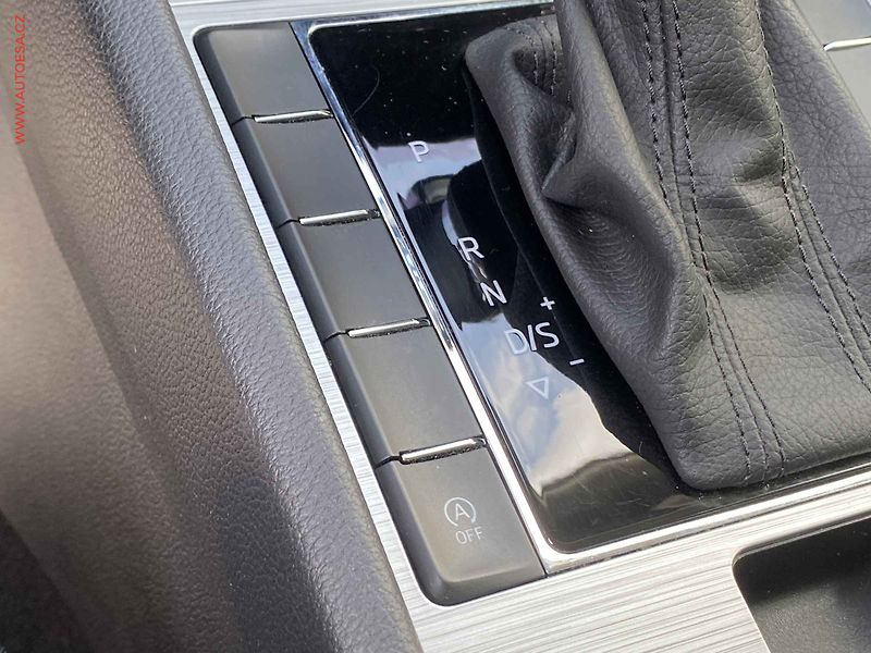 Škoda Superb (2022) 2.0 TDi, 2.maj,ČR, Ambition - fotka 14 z 19