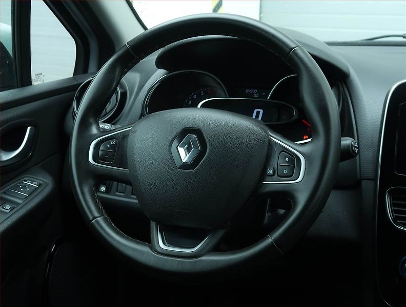 Renault Clio (2018) 0.9 TCe, ČR,1.maj, Serv.kniha - fotka 19 z 19