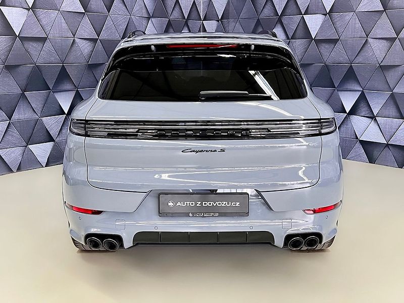 Porsche Cayenne S V8 AWD SPORT DESIGN, VZDUCH - fotka 5 z 39