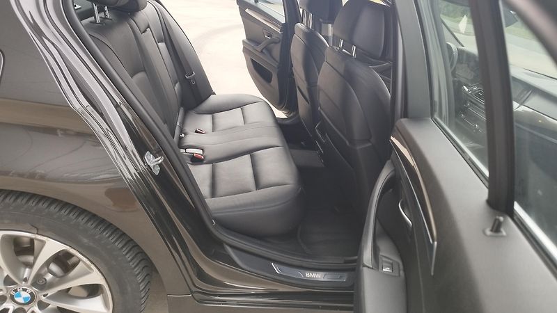 BMW Řada 5 (2014) 520d,X-drive,volat-608 081 843 - fotka 19 z 19