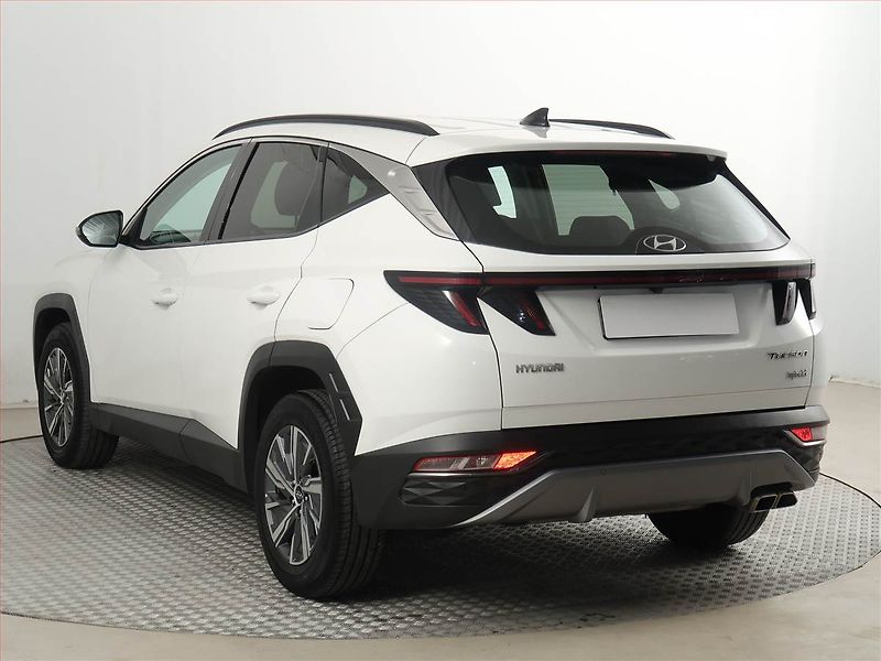 Hyundai Tucson (2021) 1.6 T-GDI HEV - fotka 4 z 19