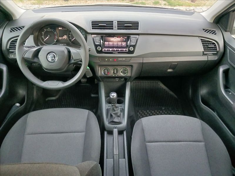 Škoda Fabia 1,0 III FC ACT, 1 Majitel - fotka 10 z 24