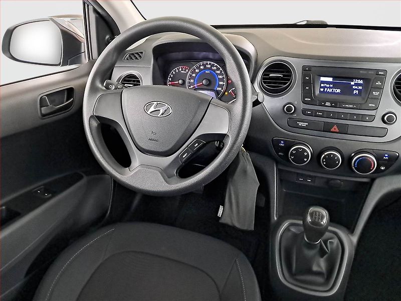 Hyundai i10 (2017) 1.0, Serv.kniha - fotka 7 z 16