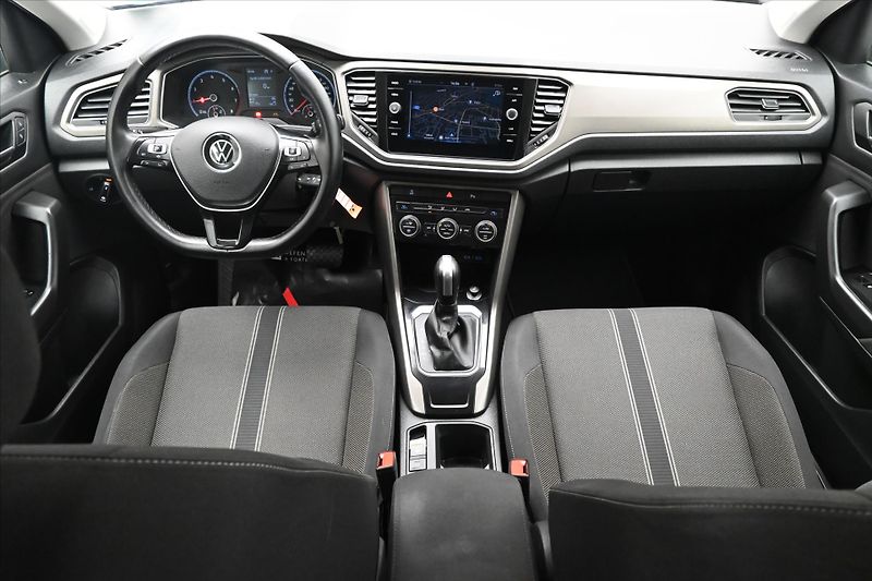 Volkswagen T-Roc 1,5 TSI 110 kW DSG Navi Záruka - fotka 15 z 30