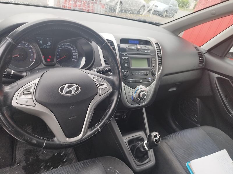 Hyundai ix20 (2013) 1.4i, volat-608 081 843 - fotka 9 z 14