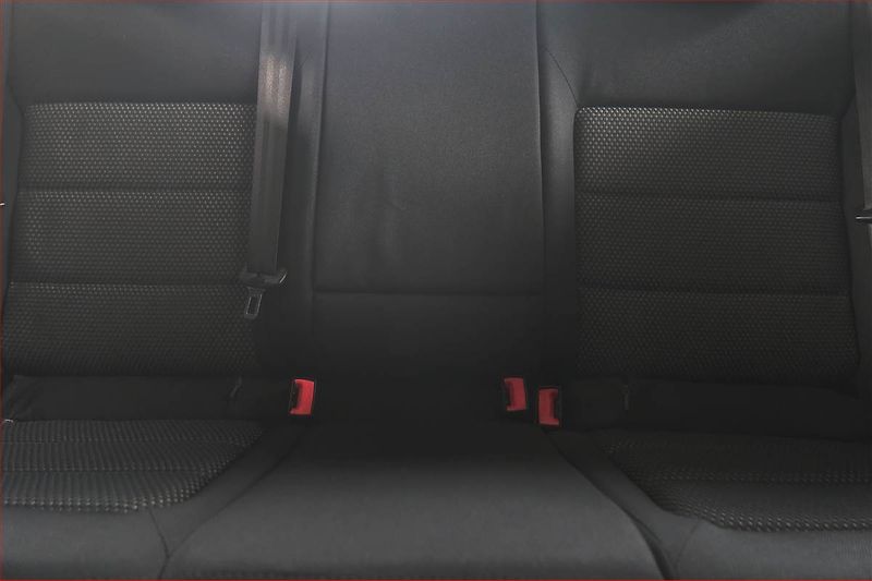 Škoda Octavia (2007) 2.0 TDI, po STK, dobrý stav - fotka 10 z 13