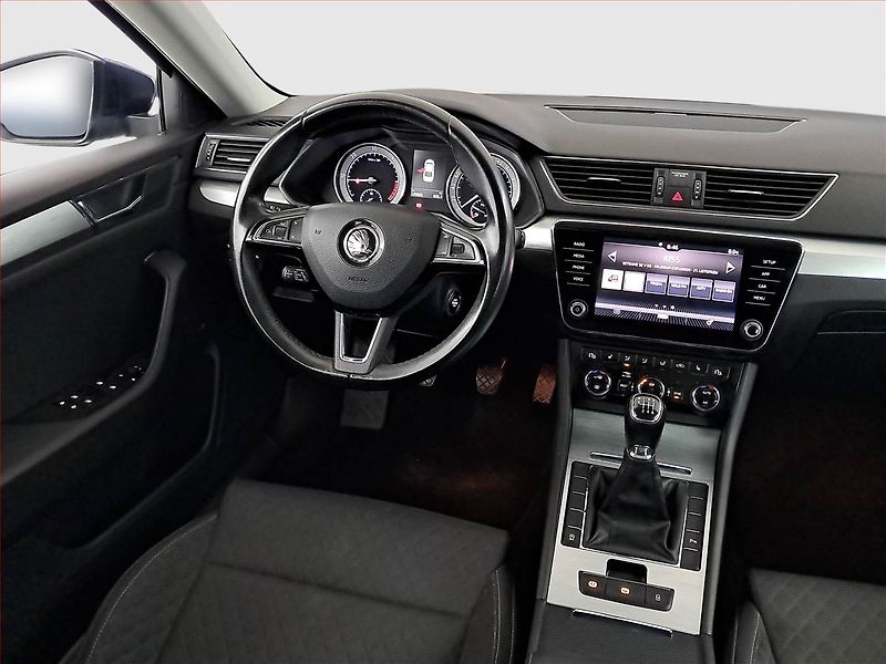 Škoda Superb (2019) 2.0 TDI, Serv.kniha, Tempomat - fotka 7 z 19
