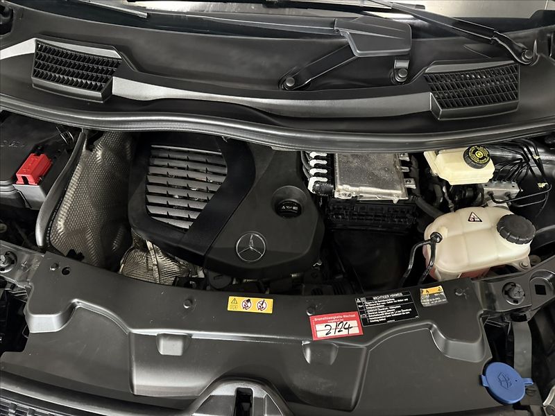 Mercedes-Benz Třídy V 2,0   250D 4MATIC AMG KAMERA - fotka 32 z 32