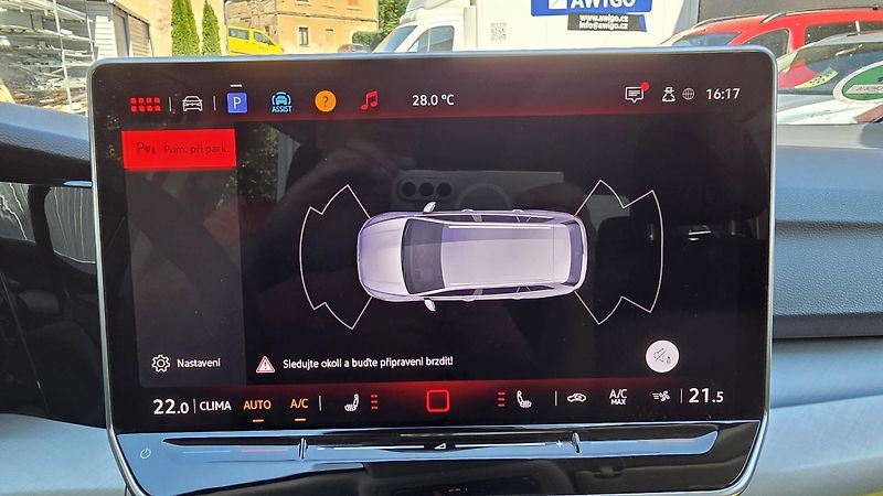 Volkswagen Golf (2025) 1.5 eTSI 85kW Life DSG7 Tažné - fotka 23 z 34