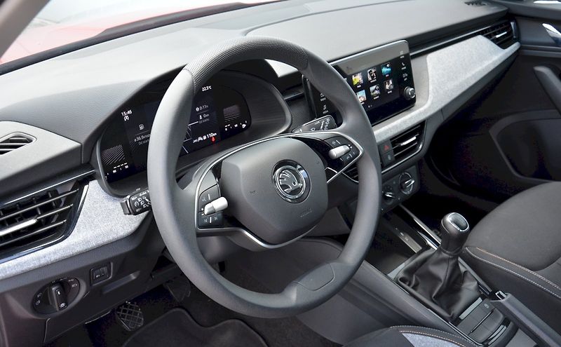 Škoda Kamiq (2024) 1.0 TSI 85 kW Selection - fotka 8 z 23
