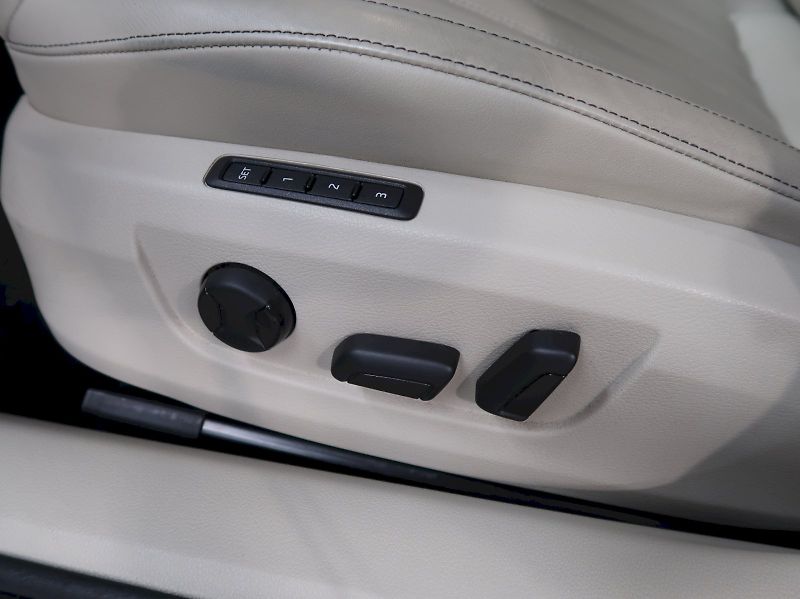 Škoda Superb (2022) STYLE 2.0TDI 147KW 4x4 DSG WEB - fotka 14 z 41