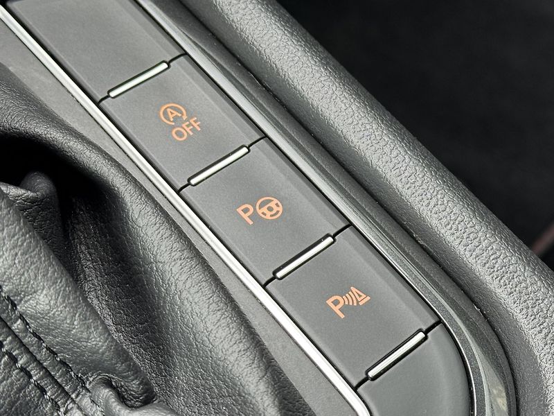 Volkswagen Tiguan (2016) 2.0TDi DSG 4M Highline Virtual - fotka 37 z 47