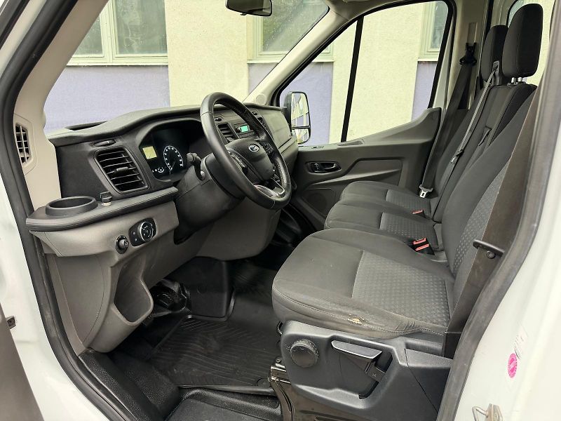Ford Transit 2,0 TDCi / 7-místný / valník / - fotka 9 z 19