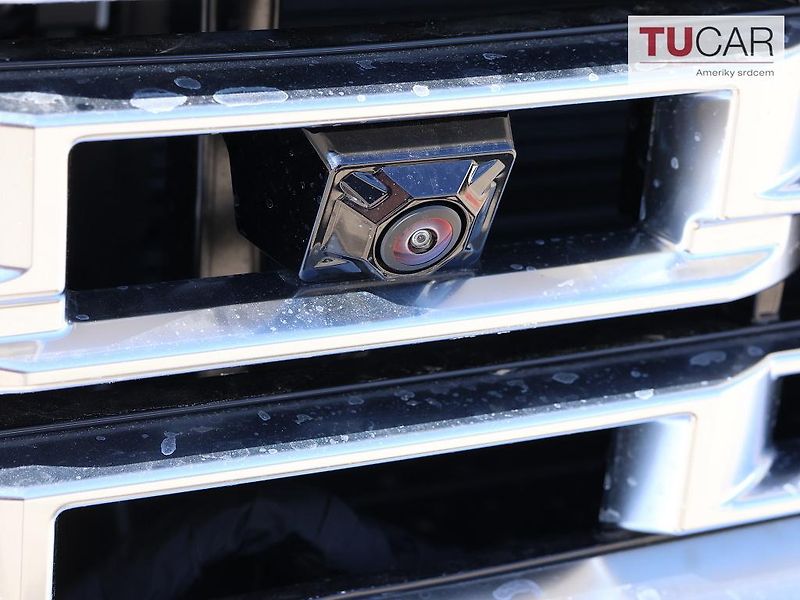 GMC Yukon (2026) Denali 6.2 V8  - fotka 12 z 47