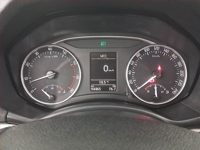 Škoda Octavia (2010) 1.2 TSI, ČR,1.maj, Serv.kniha - fotka 11 z 18