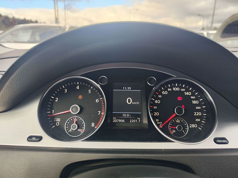 Volkswagen CC 1.8 TSI/118kW Sport - fotka 15 z 33
