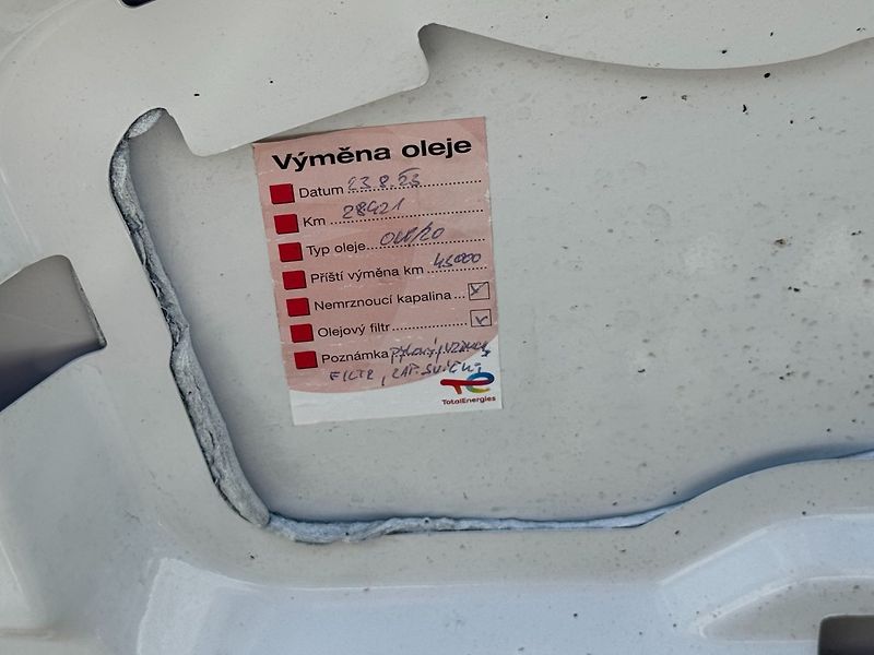 Opel Combo (2021) 1,2i 81 KW 7Míst L2 - fotka 28 z 30
