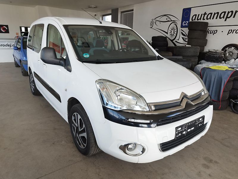 Citroën Berlingo (2014) 1,6i,88KW,LED,KLIMA,SERVISKA - fotka 1 z 26