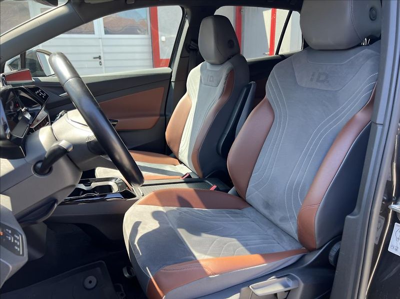 Volkswagen ID.4 Pro Performance 77kwh 92% - fotka 10 z 38