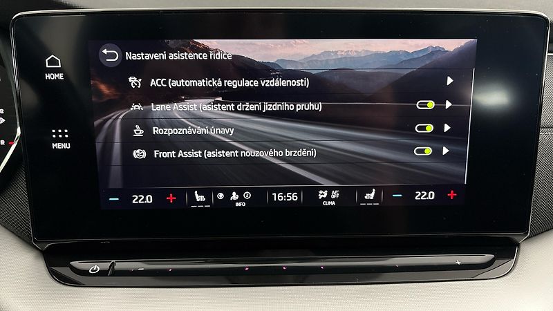 Škoda Octavia 2.0 TDI Style - fotka 23 z 25