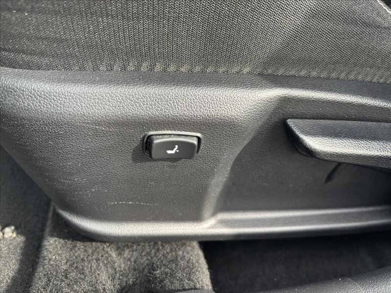 Kia Ceed 1,0 TGDi GT Line NAVI KAMERA - fotka 11 z 38