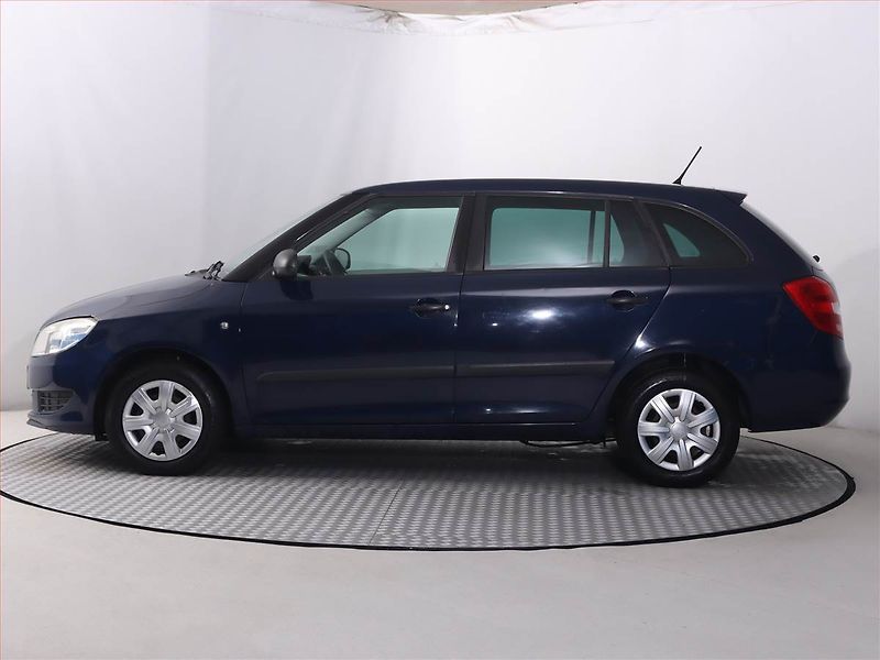 Škoda Fabia (2012) 1.2, Serv.kniha, CZ doklady - fotka 3 z 14