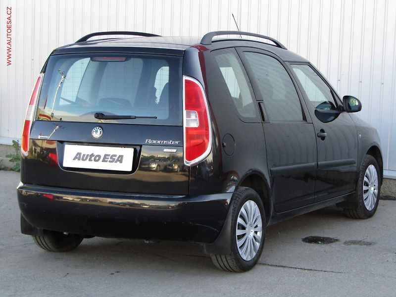 Škoda Roomster (2008) 1.2 HTP, 2.maj,ČR, Style - fotka 4 z 14
