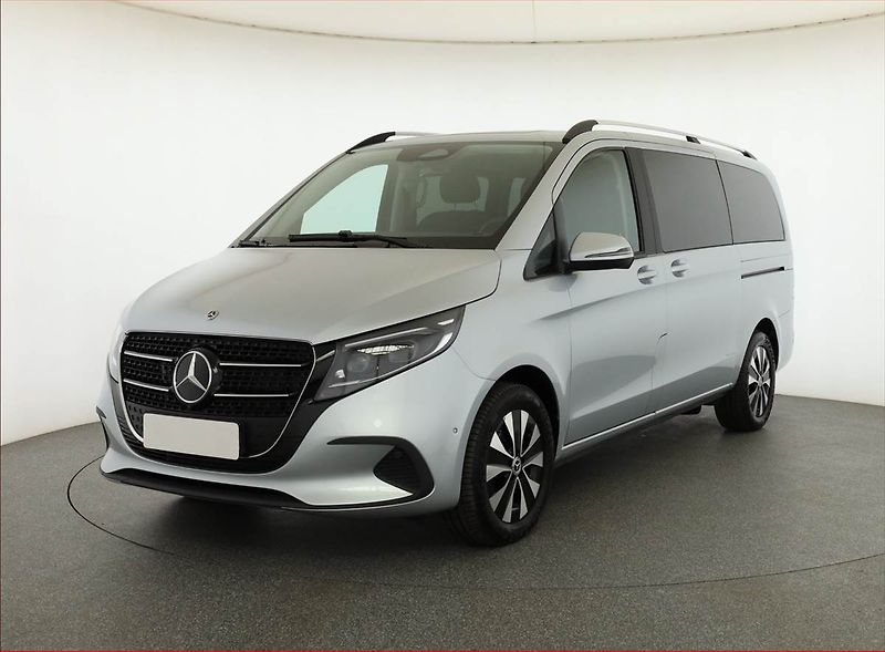 Mercedes-Benz Třídy V (2025) 220 d 4MATIC, ČR, 1Maj - fotka 2 z 20