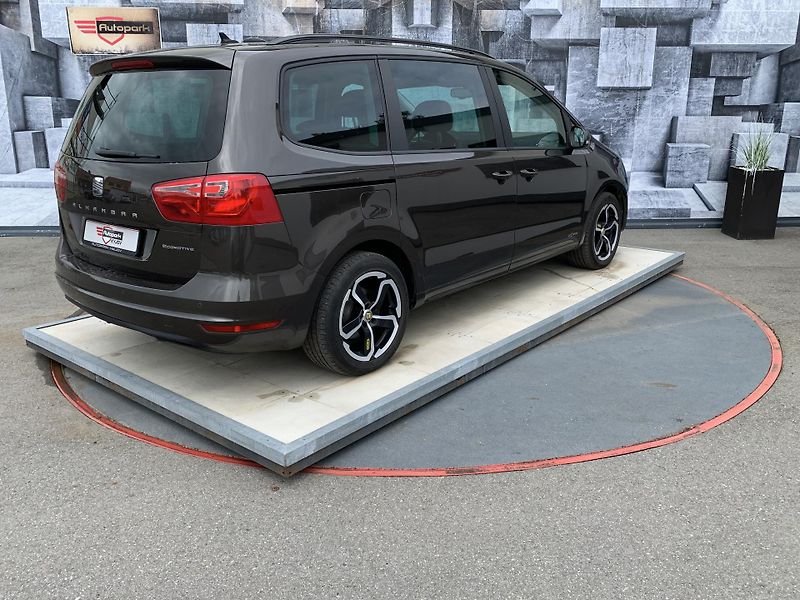 Seat Alhambra (2015) 2.0TDi, 103KW, EL.DVEŘE+KUFR - fotka 6 z 30
