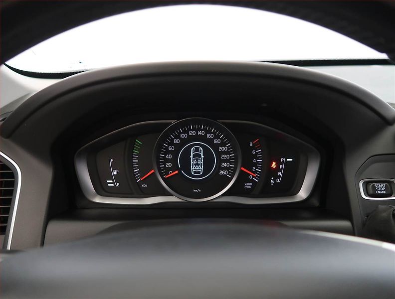 Volvo XC60 (2015) T5 AWD, 4X4, Automat - fotka 11 z 19
