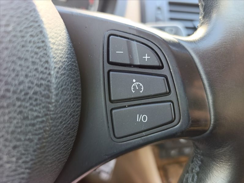 BMW X3 3,0 d aut 4x4 Kůže 1majitel ČR - fotka 30 z 36
