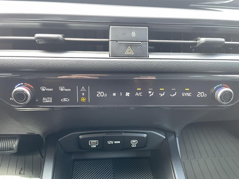 Kia XCeed (2026) 1,0MHEV 7DCT EXCLUSIVE 2027   - fotka 16 z 24