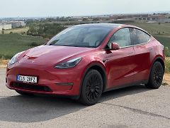 Tesla Model Y LR AWD Tažné EAP Boost Bílý in - fotografie inzerátu