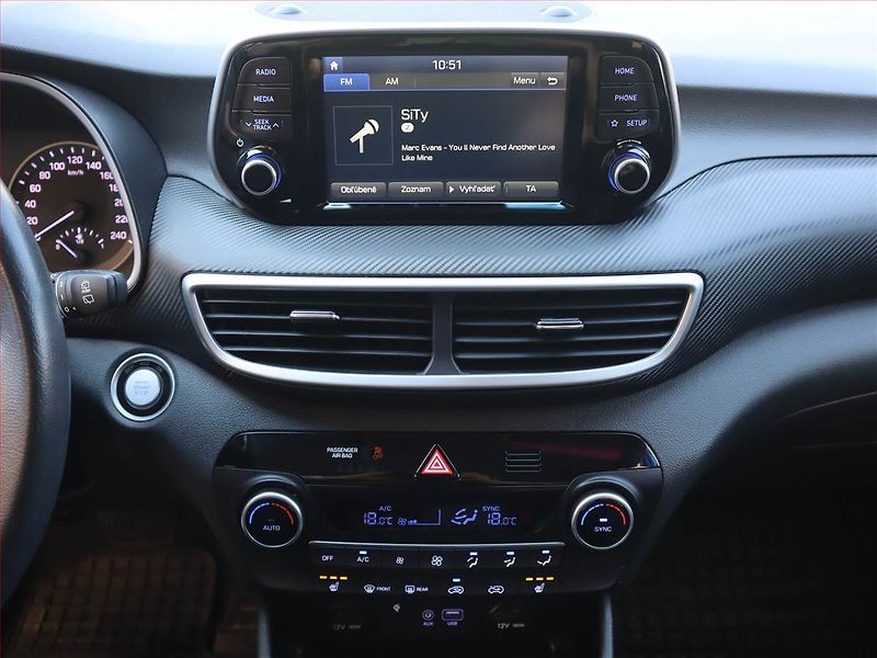 Hyundai Tucson (2020) 1.6 T-GDI, Automat, Serv.kniha - fotka 12 z 20