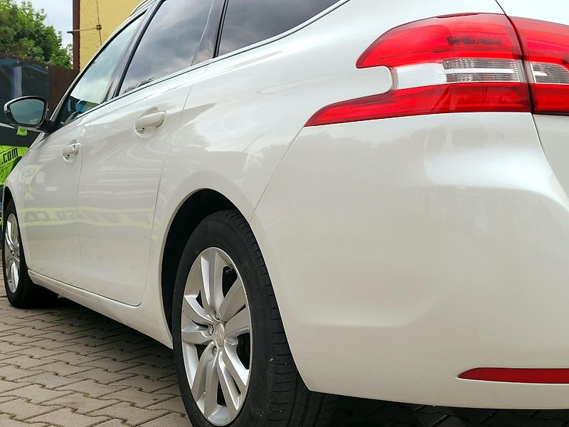 Peugeot 308 bHDi SW CZ *SERV.KNÍŽKA*   - fotka 46 z 48