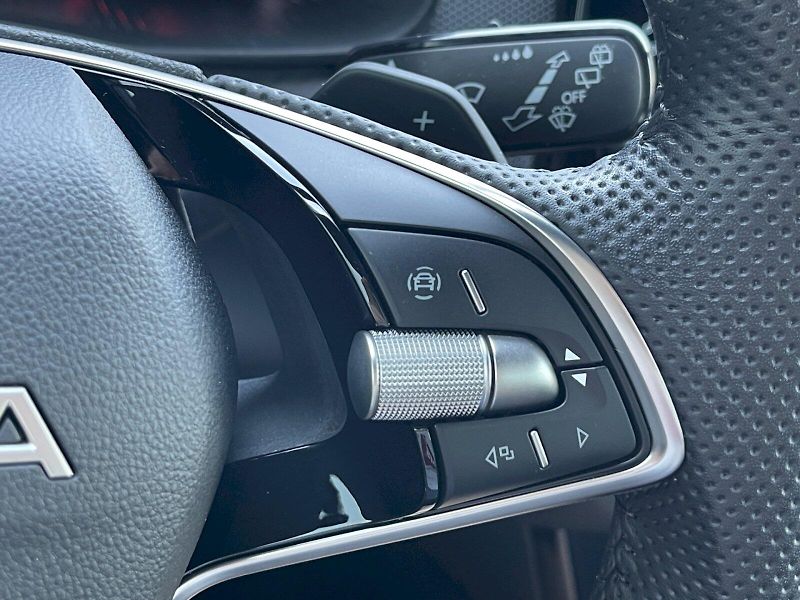 Škoda Kamiq (2025) 1.0 TSI 85 kW DSG Monte Carlo - fotka 10 z 31