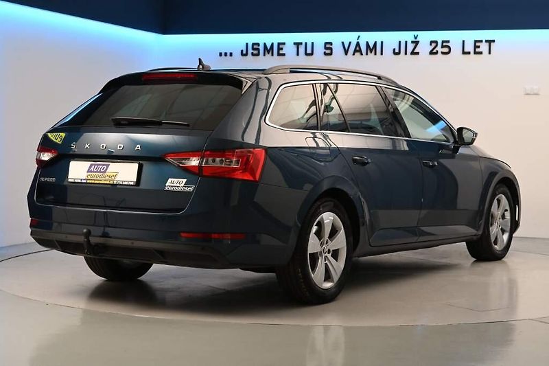 Škoda Superb (2022) 2.0 DSG LED ACC Virtual Tažné - fotka 5 z 37