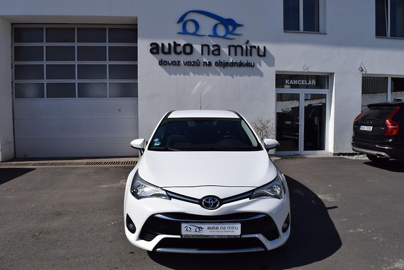 Toyota Avensis (2018) 1.8VVTI 108kw TEAM D XEN NAVI - fotka 3 z 50