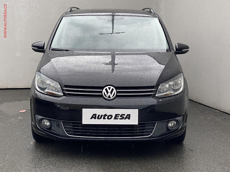 Volkswagen Touran (2013) 1.2 TSi, Match, navi, TZ, - fotka 2 z 17