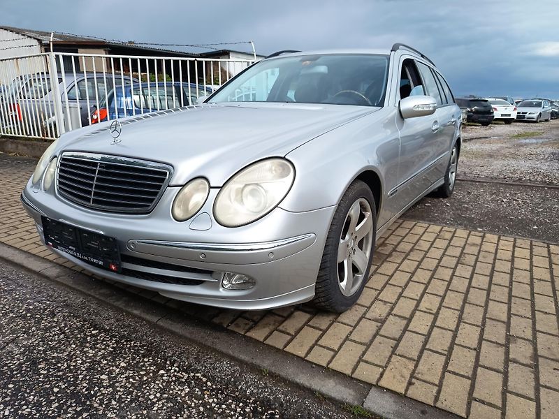 Mercedes-Benz Třídy E (2004) 3.2 165kw - fotka 9 z 40