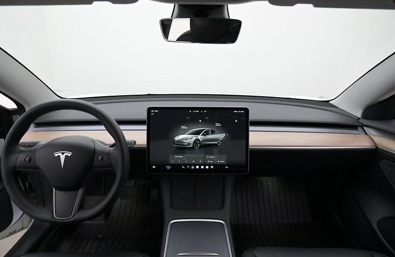 Tesla Model 3 LR AWD SoH 92% FSD - fotka 5 z 24