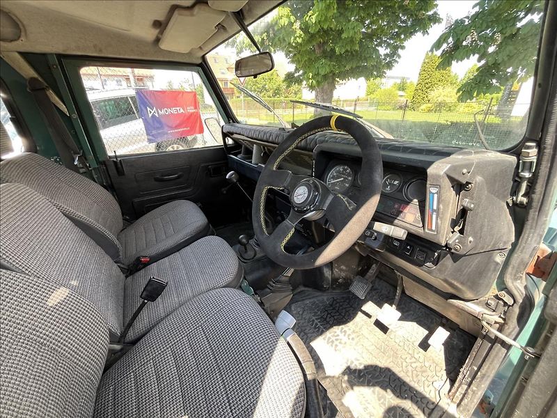 Land Rover Defender 2,5 d 83kW  LR 90 7 míst - fotka 9 z 29
