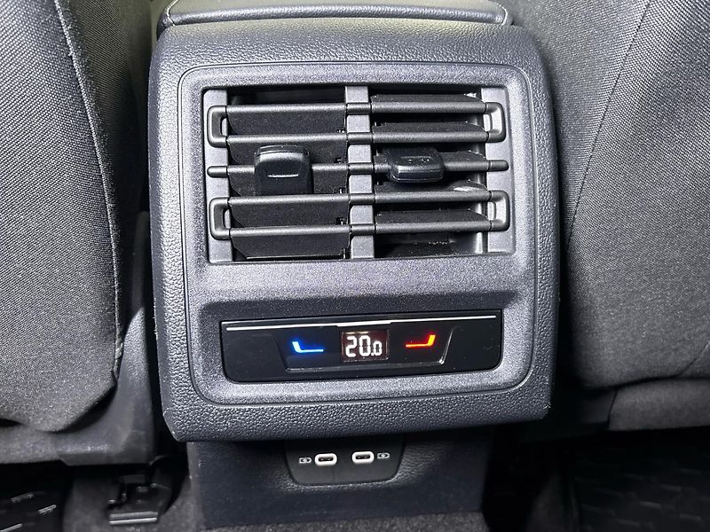 Volkswagen Golf People DSG - fotka 22 z 29