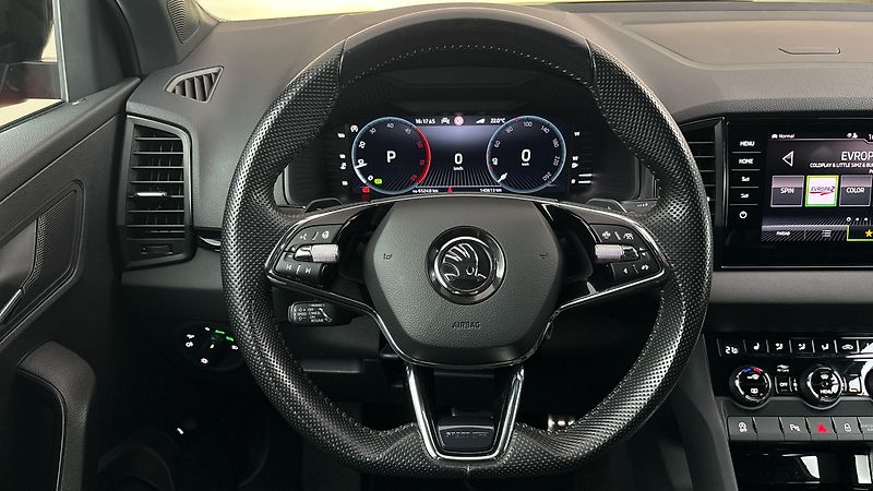 Škoda Karoq 2.0 TDI DSG 4x4 Sportline Excl - fotka 9 z 32