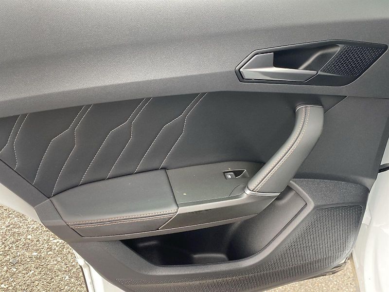 Cupra Formentor (2023) 1.5 TSI DSG - fotka 35 z 39