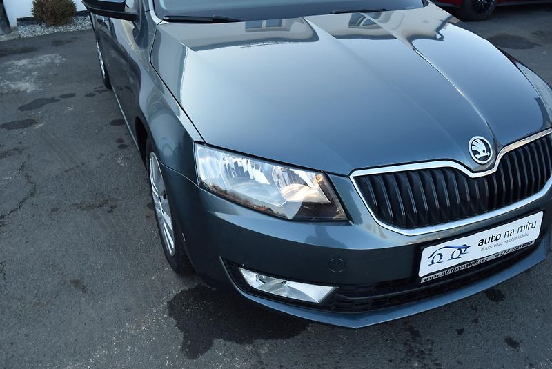 Škoda Octavia (2016) 1.4TSI 110kw AMBITION NAVI APP - fotka 4 z 46