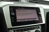 Volkswagen Passat (2019) 2.0 TDI, Automat, Navi - náhled 18