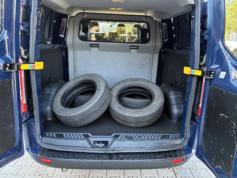 Ford Transit Custom 2.0-77kW REZERVACE - fotka 18 z 28